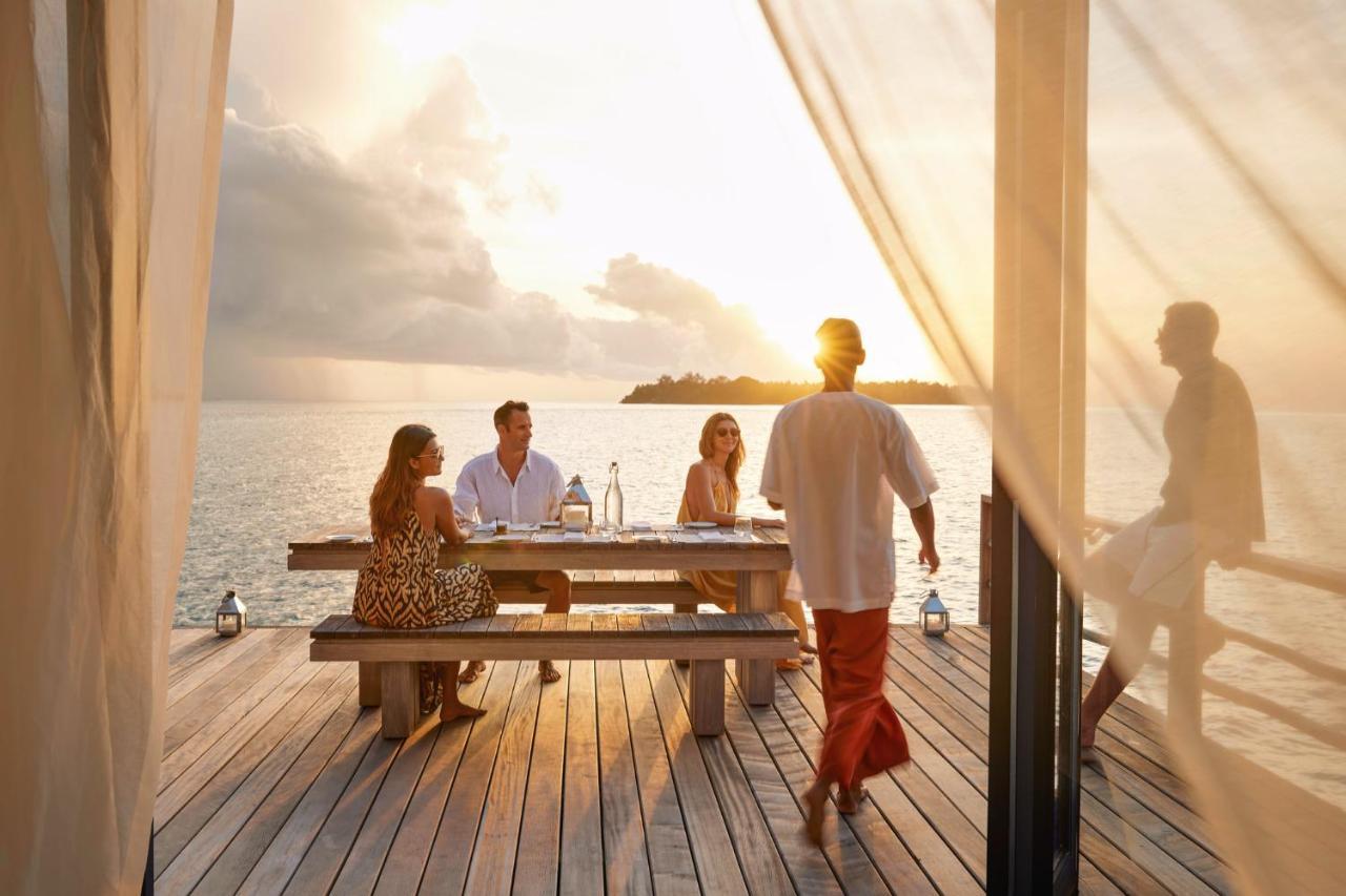 Como Cocoa Island Makunufushi Exteriör bild